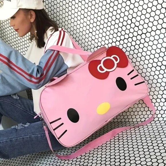 HELLO KITTY Pinkโ Canvas Duffle / Travel Bag (BRAND-NEW & SUPER CUTE!) - Picture 1 of 7